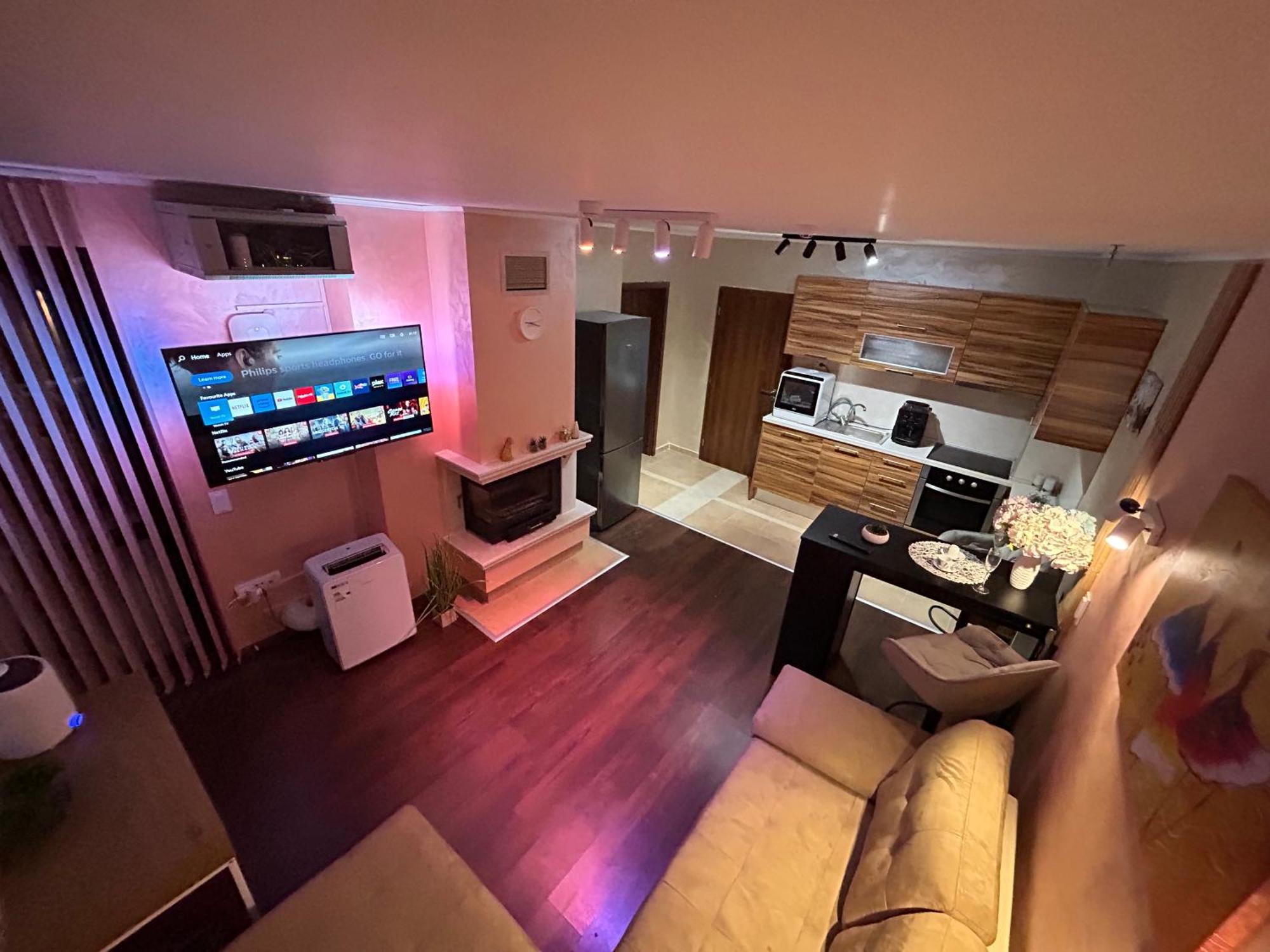 בנסקו 2-Bedroom, 2-Bathroom With Fireplace And Garden At Winslow Infinity מראה חיצוני תמונה