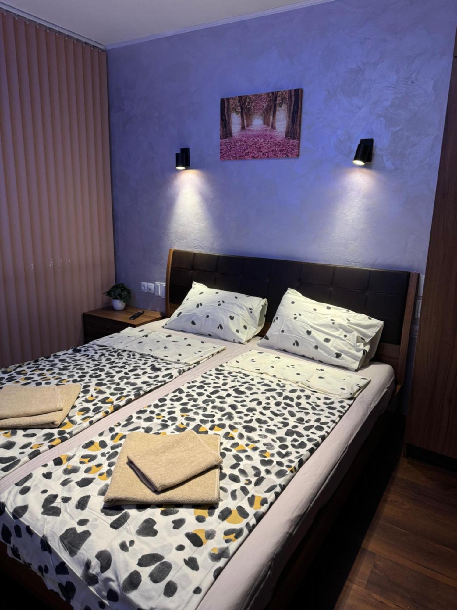 בנסקו 2-Bedroom, 2-Bathroom With Fireplace And Garden At Winslow Infinity מראה חיצוני תמונה