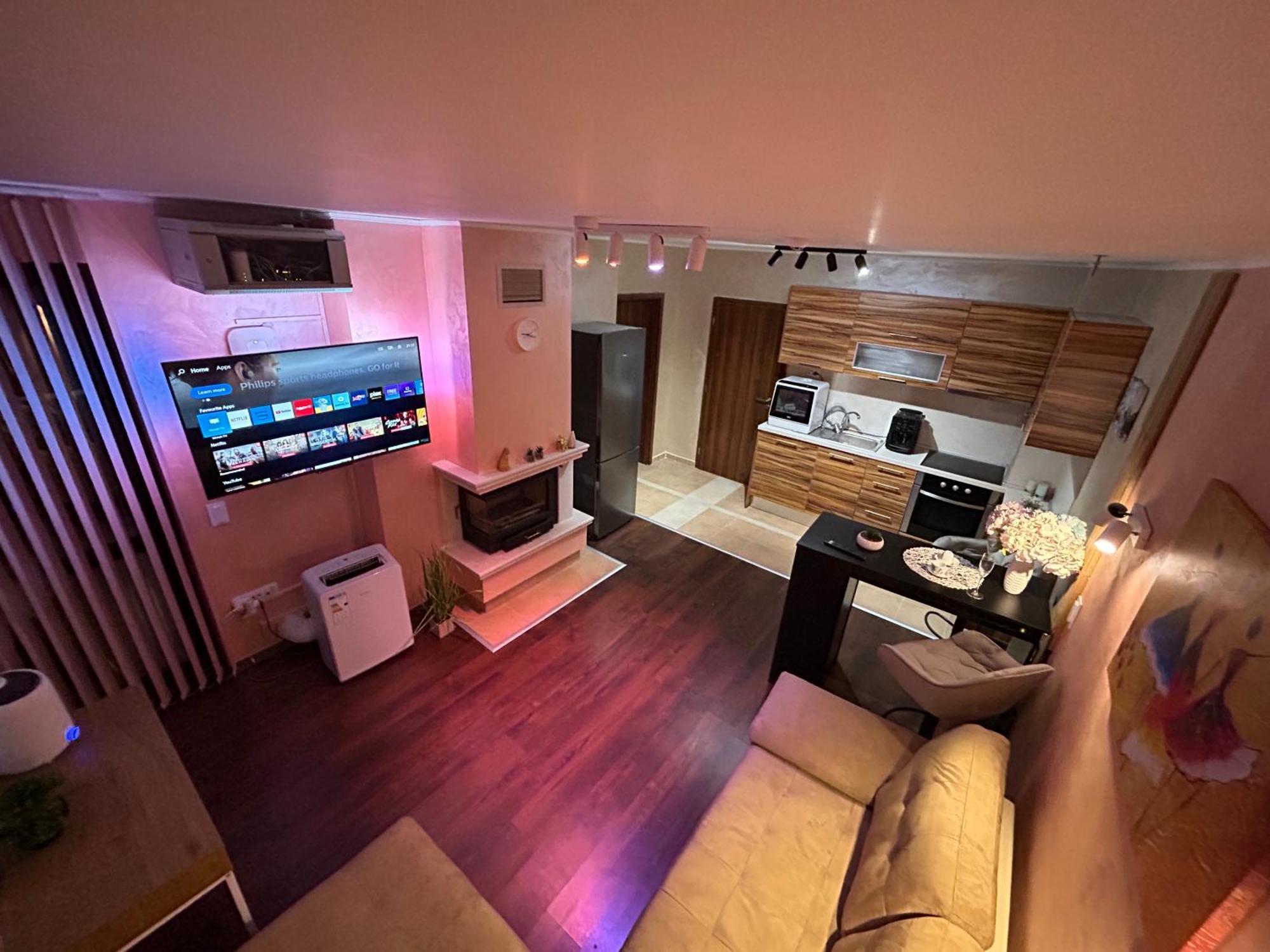 בנסקו 2-Bedroom, 2-Bathroom With Fireplace And Garden At Winslow Infinity מראה חיצוני תמונה