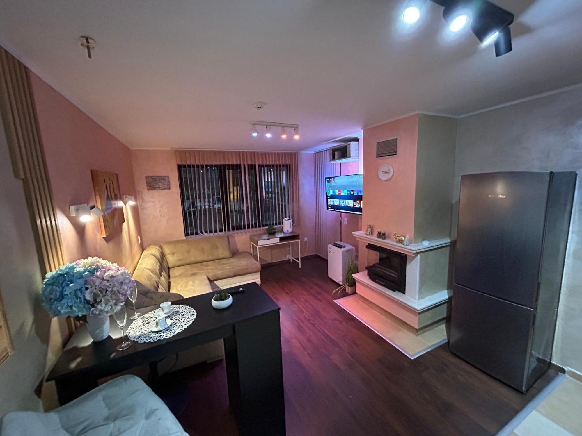 בנסקו 2-Bedroom, 2-Bathroom With Fireplace And Garden At Winslow Infinity מראה חיצוני תמונה